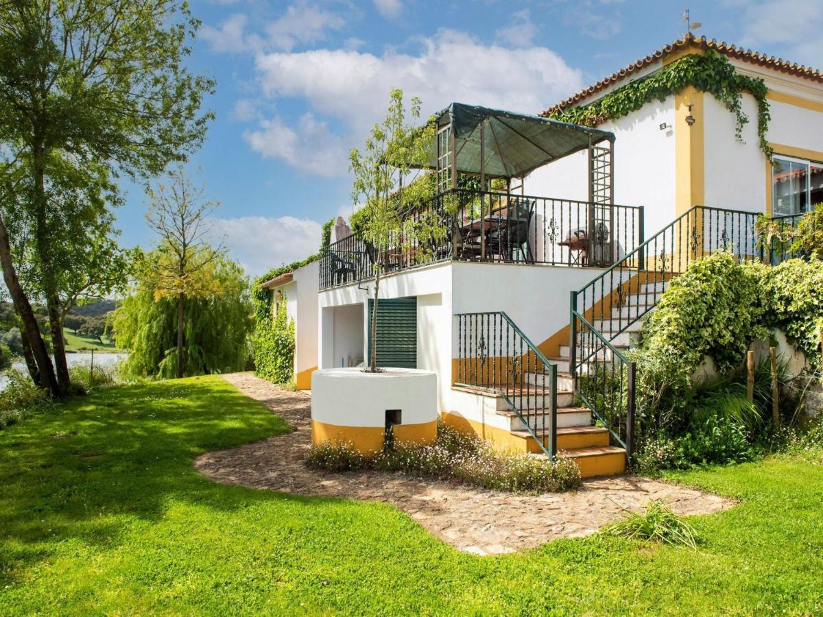 House With Authentic Tiling And Antique Furniture Villa Montemor-o-Novo Eksteriør bilde