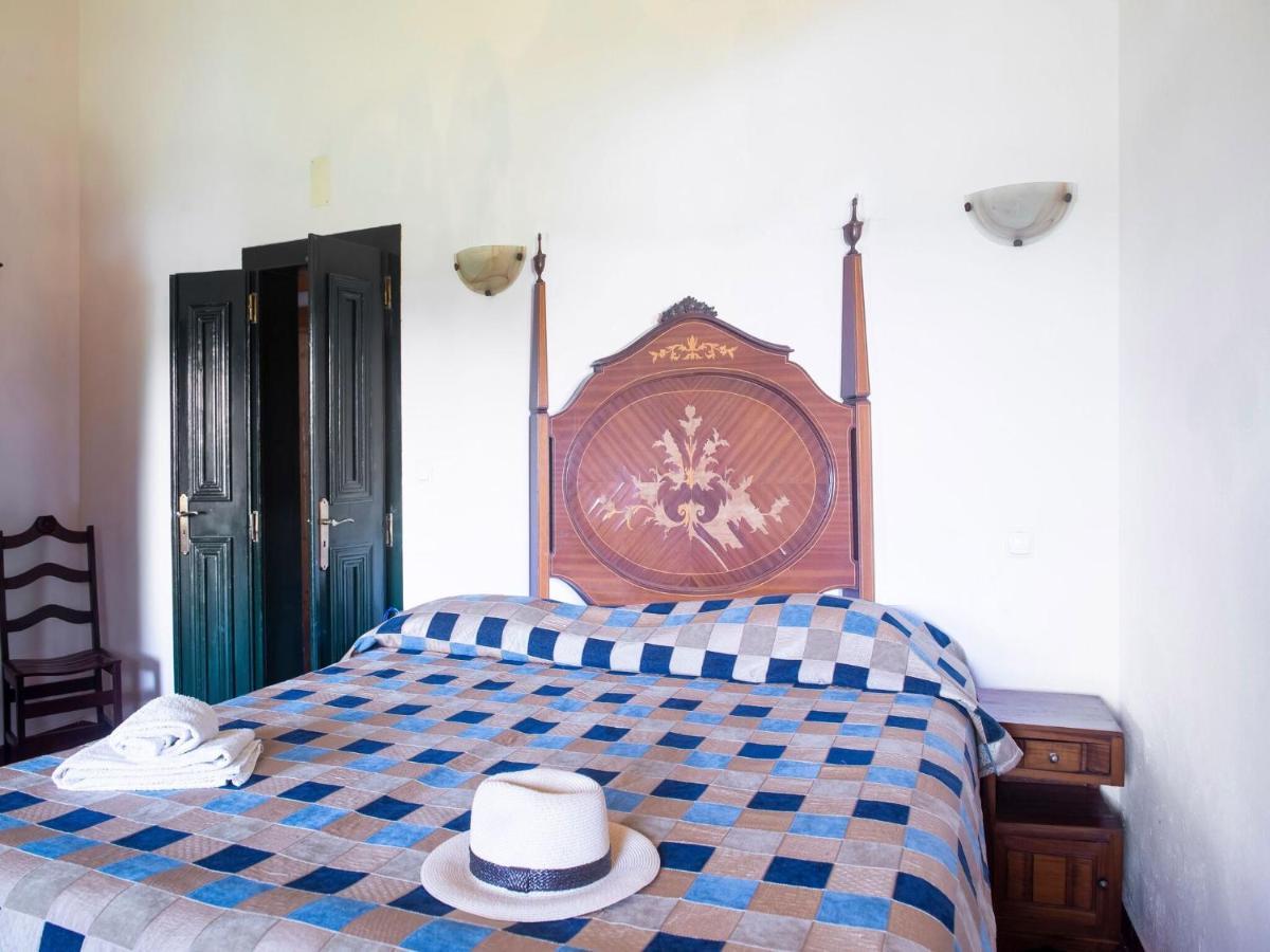 House With Authentic Tiling And Antique Furniture Villa Montemor-o-Novo Eksteriør bilde