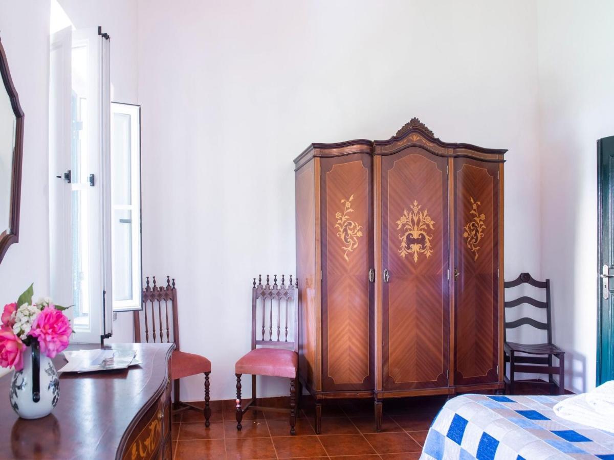 House With Authentic Tiling And Antique Furniture Villa Montemor-o-Novo Eksteriør bilde