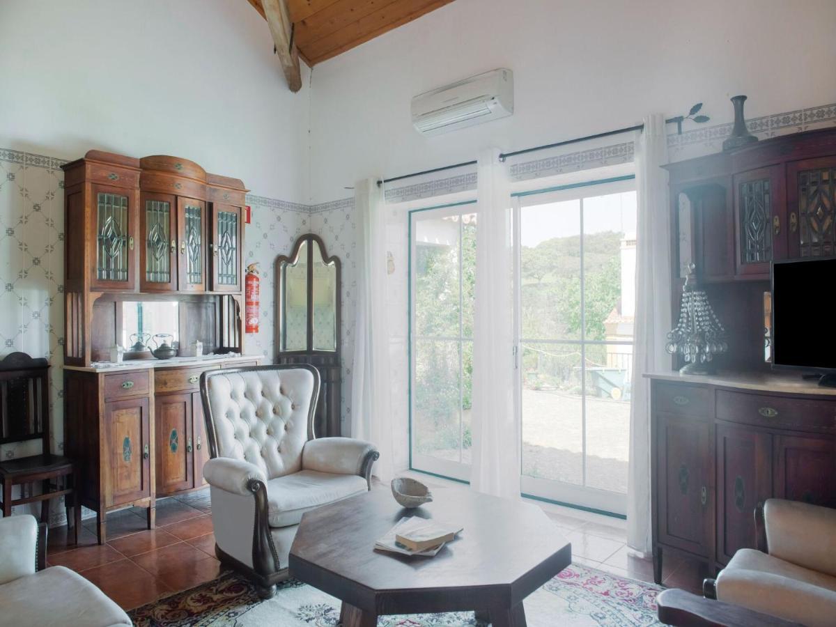 House With Authentic Tiling And Antique Furniture Villa Montemor-o-Novo Eksteriør bilde